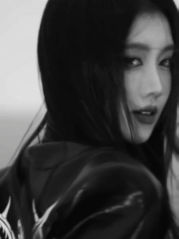 🖤@For You @TikTok #douyin抖音 #mafia #あなたのために #ullzanggirl #trend #バイラル #senpapi #tnh_elizeya💫 #foryoupage #elz_yeon💫 #foryou #viral @💫 𝙓𝑜𝓃𝑒𝓎 💫 