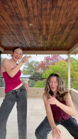 we really got low #misscharli #duo #mumbeck #OOTD 