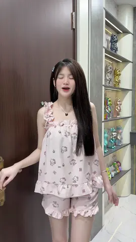 Quần áo ngủ