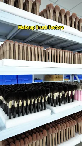 Specializing in the production of makeup brushes. High quality and high service, timely delivery, welcome to cooperate! #makeupbrushset #makeupbrushes #makeupbrush #cosmetictools #makeuptools #beauty #factory #tiktok #MakeupArtist #makeup