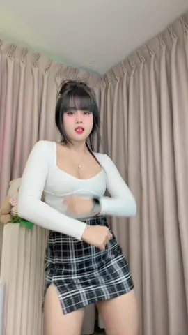 #မြင်ပါများပီးချစ်ကျွမ်းဝင်အောင်လို့🤒🖤 #viewတေရှယ်ကျ #foryou #foryoupage #thinkb4youdo #မျော်နေတဲ့❤လေးတွေအတွက် 