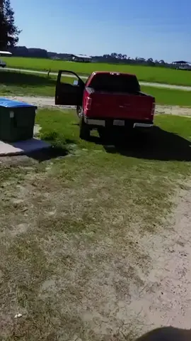 HOA: You can mow. But don’t let others do it. #MowingJustice #HOARulesGoneWild #FinedForFriendship #LawnHelpViolation #TooMuchControl #AmericanAbsurdity #TikTokStorytime #GrassDrama #UnauthorizedMowing #CommunityOverreach