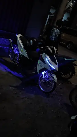 boros Aki😰#NGEMPOS👻 #masukberandafyp #jombang24jam #vario150modifikasi #varioledold #sr 