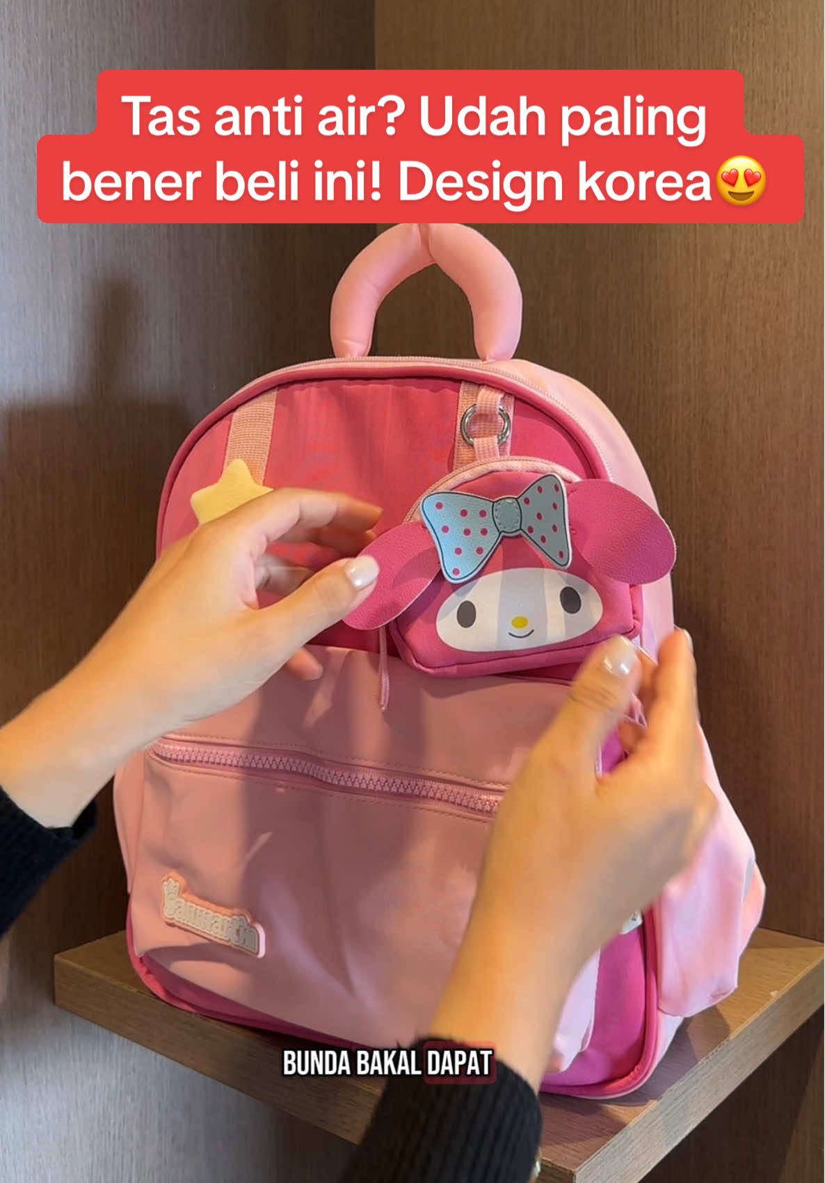 Bunda… liat tas ini bikin pengen jadi anak-anak lagi deh! 😭 Model Korea banget, warnanya cakep-cakep, bonus pouch pula! . ✨ Bisa buat sekolah, les, sampe jalan-jalan. 💦 Bahan anti air jadi aman kalo tiba-tiba hujan. 📚 Muat banyak, tapi tetep ringan & empuk dipakai. 🎁 Dapet bonus pouch lucu, anak pasti makin seneng!. . tasanak #t#tasantiairt#tassekolaht#tassekolahanakt#tasranselanakr#ranselanakt#tasanaktkt#tasanakpaudt#tasanaksdtassekolahmurah  #w#wibgajianG#Gebyarbelanjafebruaric#cuantanpabatasGuncang66SpesialGajian #Guncang66 