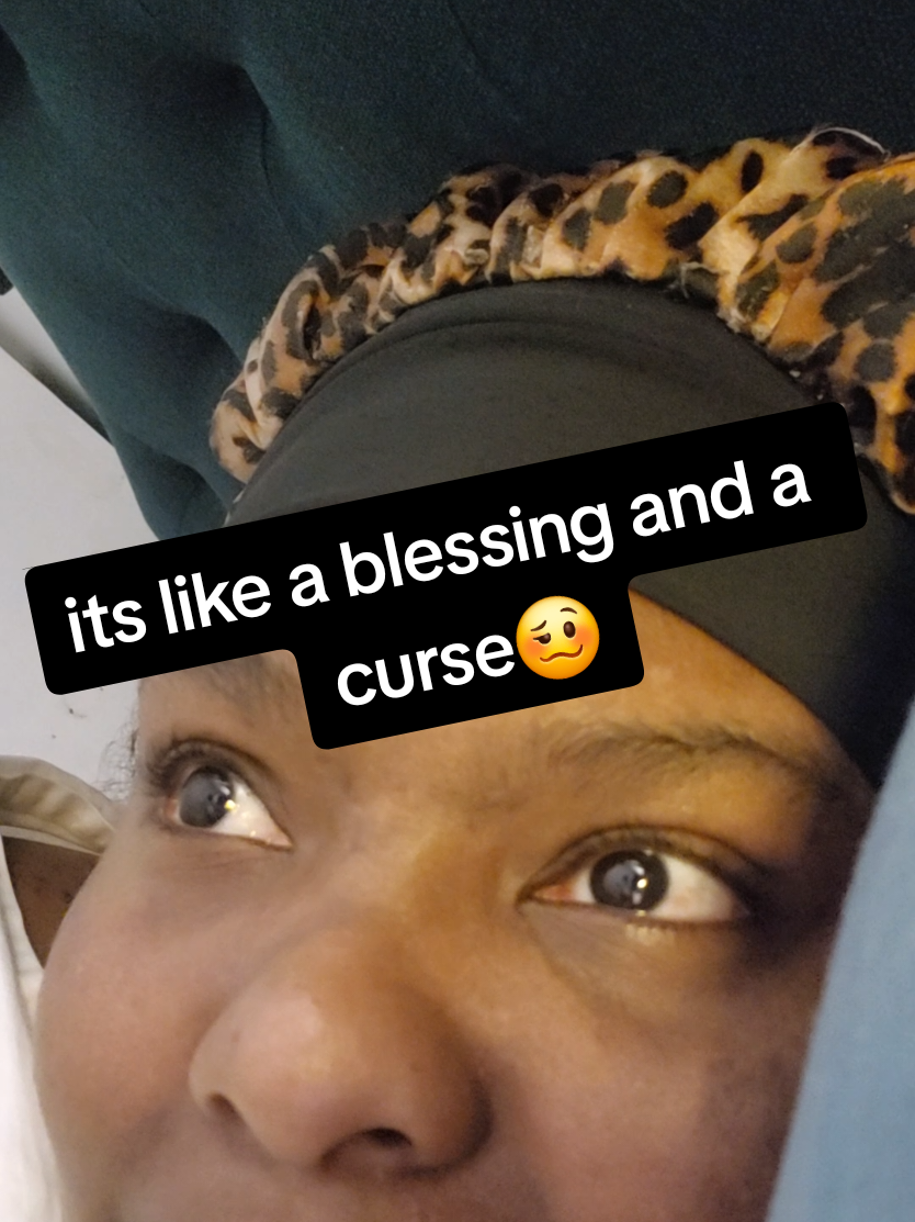sometimes I wish I could just be normal😭😭😭 #DailyVibes #EverydayMoments #LifeUnfiltered #TikTokDiaries #RelatableContent #KeepItReal #AuthenticVibes #FunAndReal #RandomThoughts #ChasingJoy