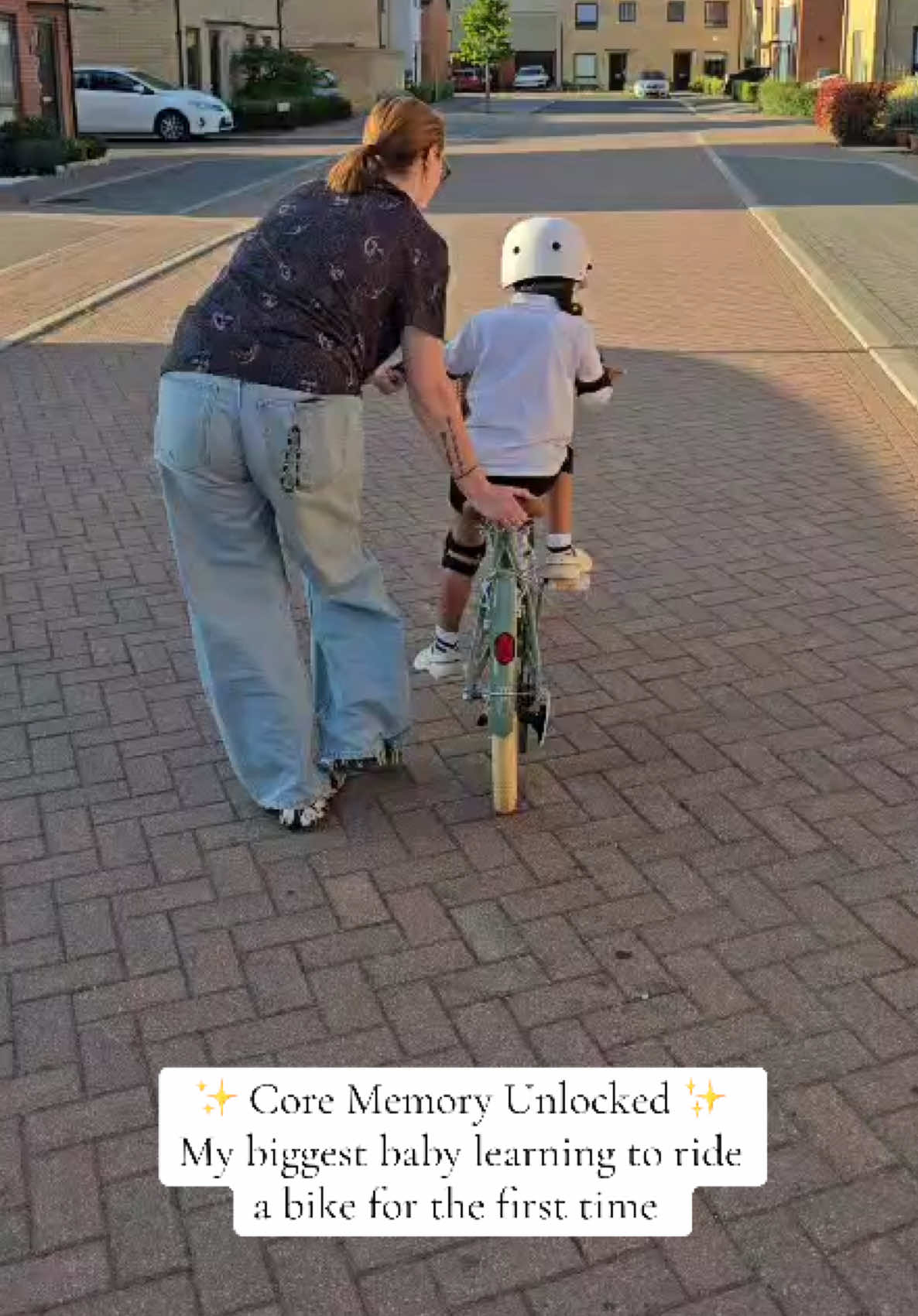Can’t believe time is fleeting. My five year old is learning to ride a bike for the first time without stabilisers 🥹🤭✨  #mum #mumsoftiktok #fyp #foryoupage #foryoupage❤️❤️ #mumof2 #Love #family #memory #memoryunlocked #mumanddaughter 
