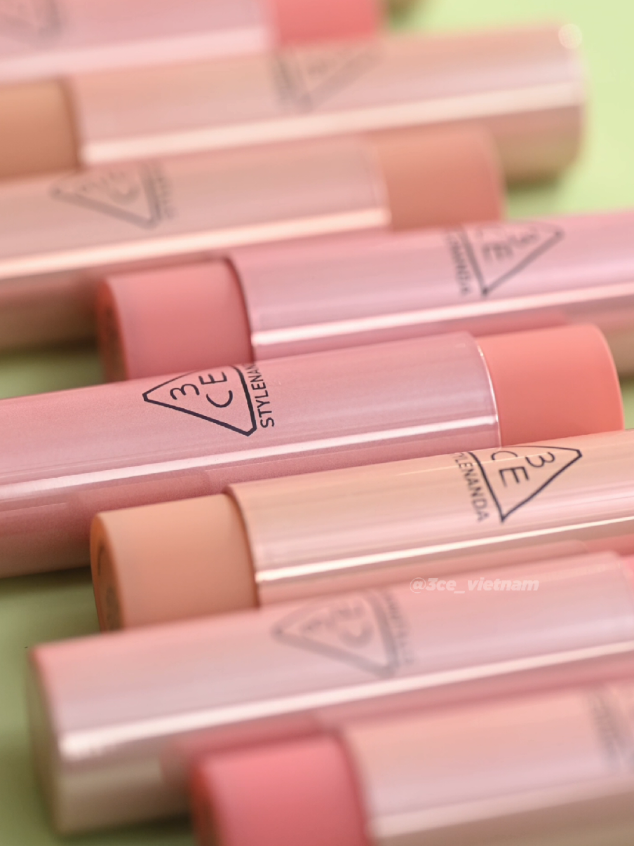 Màu 30 & 34 đã có hàng lại, son bóng Glazy Lip Glow 3CE môi glow mọng 🩷❤️ #3CE #3andChiEm #3CEVN #3ce_vietnam #reviewlamdep #goclamdep #muataitiktokshop #glazyglow #glazylipglow #3cebaslive #maitrangbas 