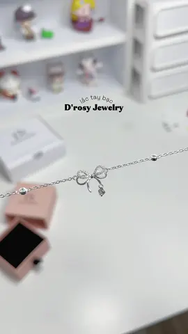 Lắc tay bạc đáng iuu mà tinhh tế cưngg xỉu í~ 🎀#mytamnunbox #xuhuong #xuhuong #viral #Lactaybạc #vongtay #quatang #vongbạc #lacbacdrosy #drosyjewelry #xuhuong #viral #unboxing 