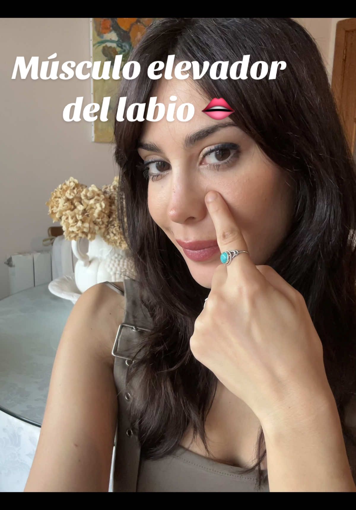 Comentadme si habéis notado mucho dolor. Es una zona en la que yo, personalmente, tengo mucha tensión.  #creatorsearchinsights #yogafacial #tipspiel #pielsana #piel #masajesfaciales #facialfitness 