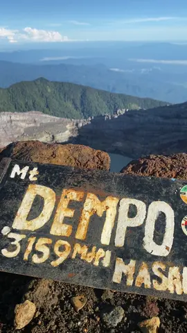 😁#dempo #gunungindonesia #fyp #estetik #pendakigunung #gunungdempo #pagaralam 