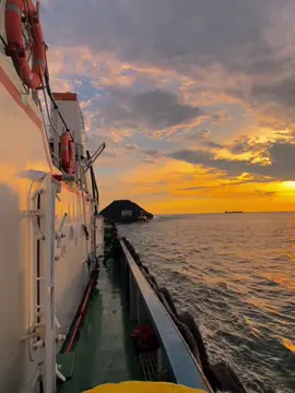 Laut +Sunset+ lagu Timur 💯 #lagutimur  