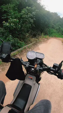 org hiking awak bawak moto mane aci #batubertenggek #batubertenggekwaterfall  #offroad #pg1 #cfmoto450mt #fishing #wildstream #cherk 