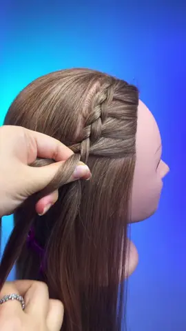 ✨ How to weave Dutch?🥰#hairstyle #hairtok #hairhack #hairtutorial #hack #tutorial #hair #trending #braid #braidstyles #braidstyles #braids #hacks #viral #vairal #fyp #explore #tiktok 
