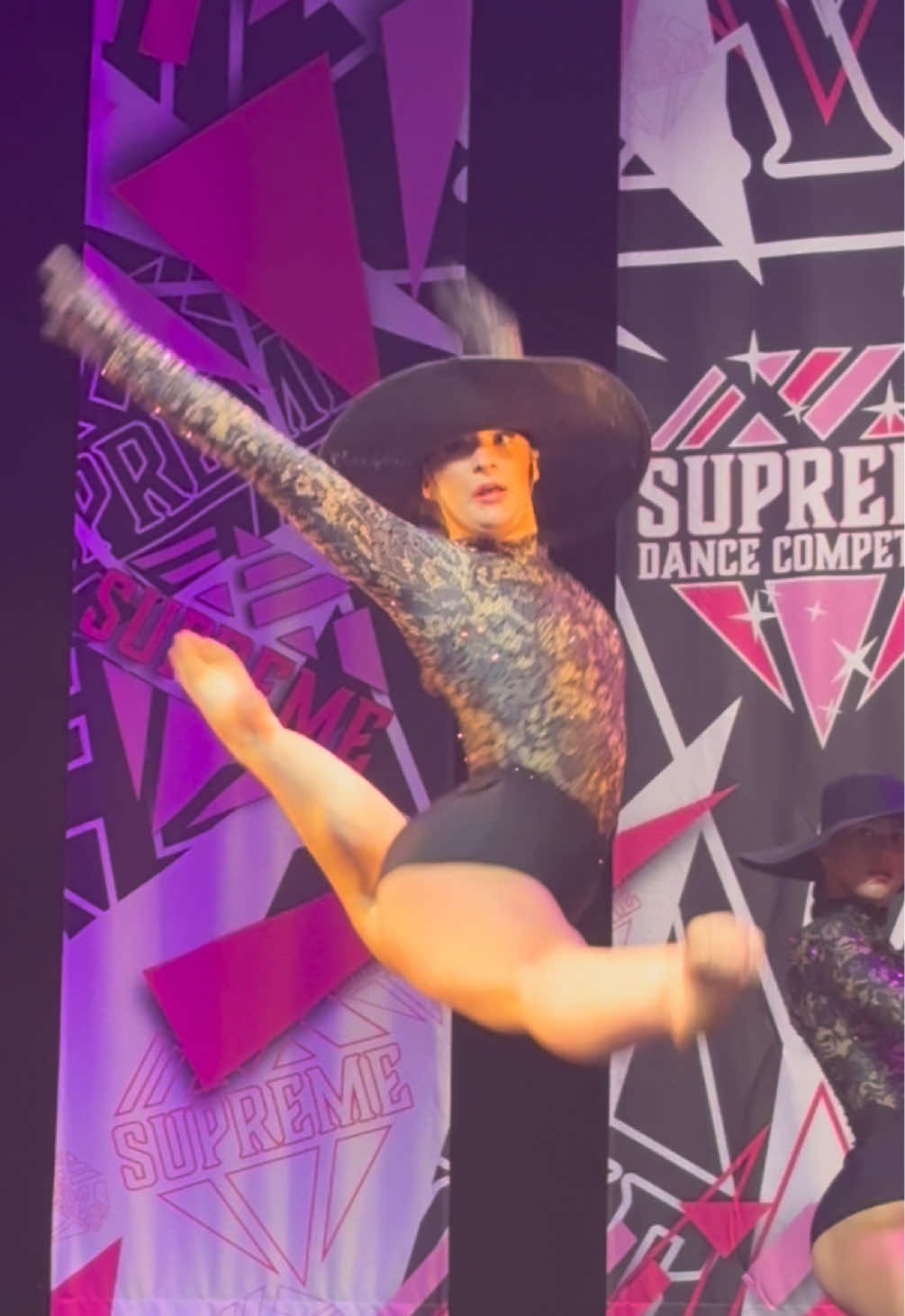 Chiccc ✨✨✨✨ We loved this entry which closed our dance competition in Nottingham yesterday evening 🩷🩷 Dancers training @Completedancestudios  #supremedancecomp #supremedancecompetition #supremedance #dancecomp #dancesolo #groupdance #jazztok #jazz #chic #danceuk #dancersoftiktok #dancer #dancerlife #dancerslife #nottingham 