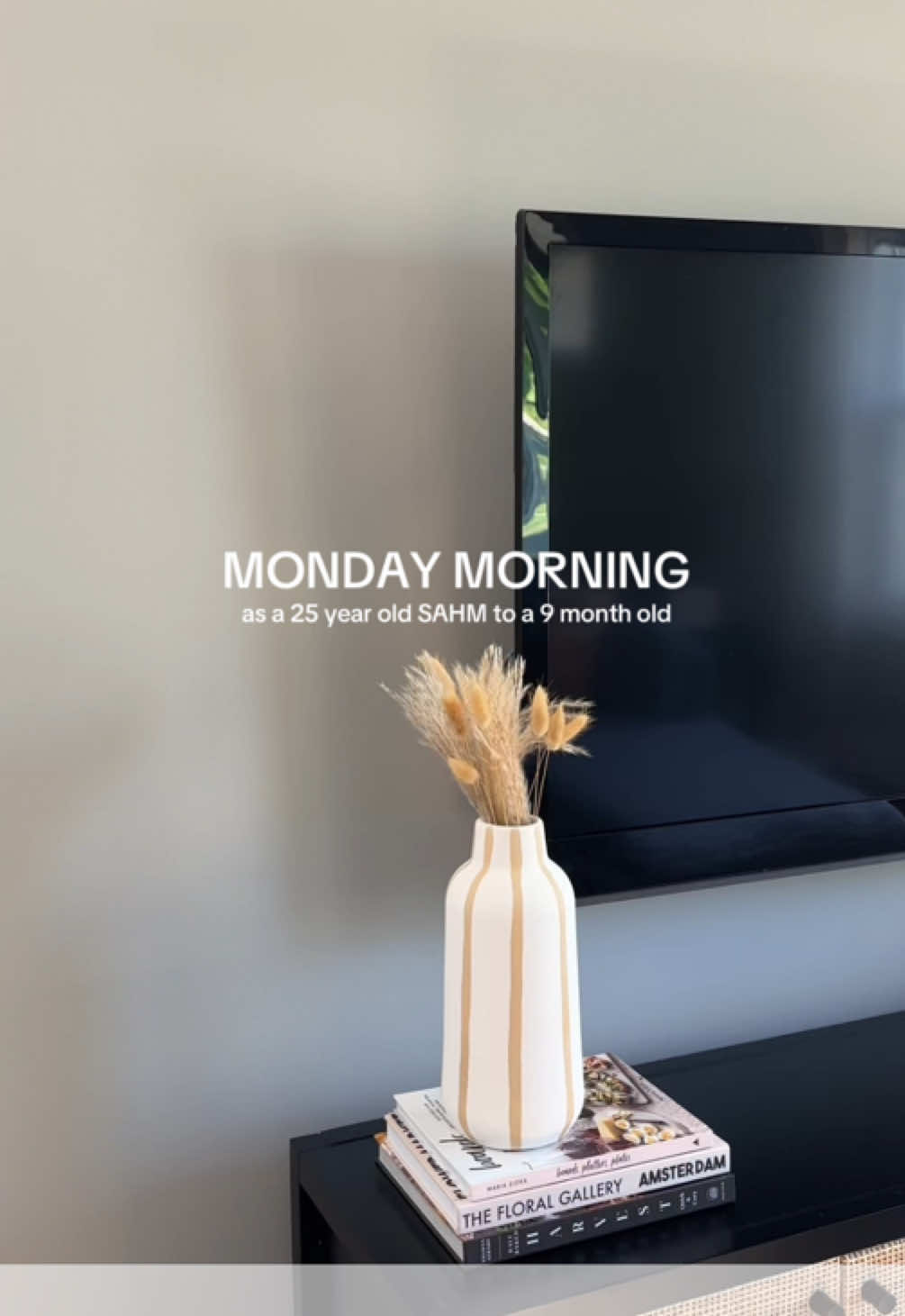 The start of a new week!! Happy Monday☺️ starting from behind this morning it feels like because my house is a mess and I was gone all weekend…here we goooooo! #sahm #sahmlife #morningroutine #morningvlog #grwm #morninginmylife 