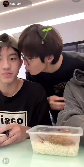 เคนพอลคือคู่รัก🫶🏻 ส่วนเคนกับลูคคือพี่น้องหยิกหลังกันตลอด🤣 #kenpaul #เคนพอล #kktken_lim #เคนจิ #536_ken #ken_kanthee #tananloh #lukeso_ #ลูคภีมสรรค์ #lukepeemsan #boyinloveseries #fyp 