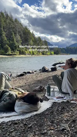 Súmate al próximo retiro creativo en Nov 2025. Dejá tu mail para más detalles en el form de mi BIO 💌 #patagonia #retiro #argentina #creatividad #villalaangostura #mujeres #sur #bariloche #montaña #mate 