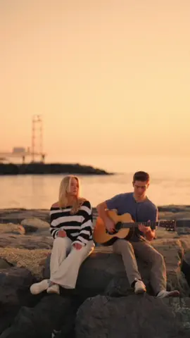 For all you post grads just listen to this song😁❤️ #vienna #billyjoel #jerseyshore #acousticcovers #belmar 