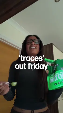 From singing this in my kitchen to seeing your reactions 🥺 I’m so excited to finally say Traces is out this fridayyy!!  Pre save link in my bio⭐️  I can’t wait for you to hear it x    #newmusic #newartist #rnb #rnbvibes #singer #traces #release #riff #foryoupage #fyp #viral 