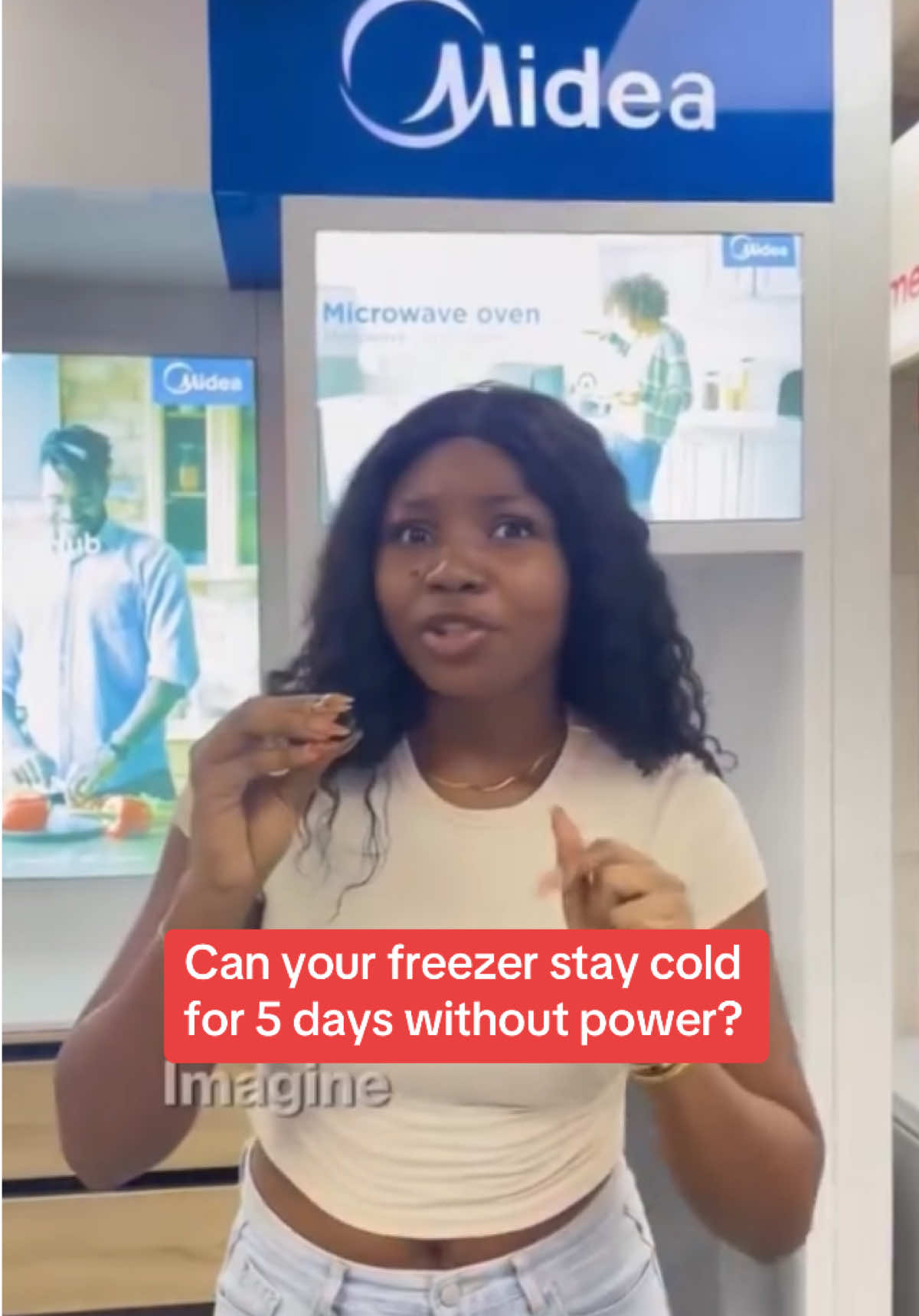 Can your freezer stay cold for 5 days without power? Meet the new @midea_nigeria chest freezer that’s built to handle Nigeria’s power issues with ease, keeping your food fresh for up to 120 hours when NEPA disappoints. It features faster freezing, runs on low noise, has an outage memory, smart temperature control sensors, can be converted from freezer to fridge, and a multi-angle hover door for easy access. It’s available in 198L and 143L, so whether you’re stocking up for the week or your family kitchen, there’s a size that fits your lifestyle. You can shop now at any Midea showroom or authorized dealer nationwide. Know someone whose freezer always disappoints? Tag them or share this post. Save this post for your next appliance upgrade. Would you buy a freezer that remembers your settings after a blackout? Drop your answer in the comments! #pulsepicks #midea #mideaeletronics #chestfreezer #smartappliances #makeyourselfathome #MideaInverterQuattroFreezers #StillFrozen #featuredpost #featuredbymidea