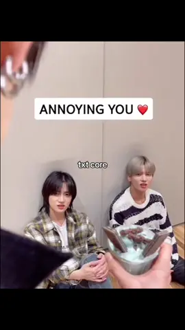 ternyata dulu jadi tukang sulap yaa😃#txt #tubatu #moa #txtmoa #txtedits #bighit #moment #fyppppppppppppppppppppppp #fypage #fy #core #4u #xyzbca 