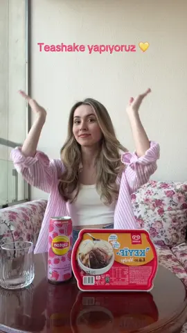 Abişimle Teashake deniyoruz🩷 #teashake #lipgida #algida #liptonicetea #fyp @Lipton Ice Tea Türkiye @algidaturkiye 