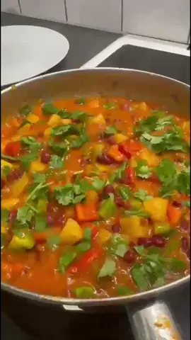#reerxamar #ciyaalxamar #recepie #somalitiktok #sweden #food #bönor #beans
