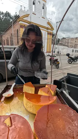 Quiero 3 porciones , Pero yo mismo la pico va jejeje 