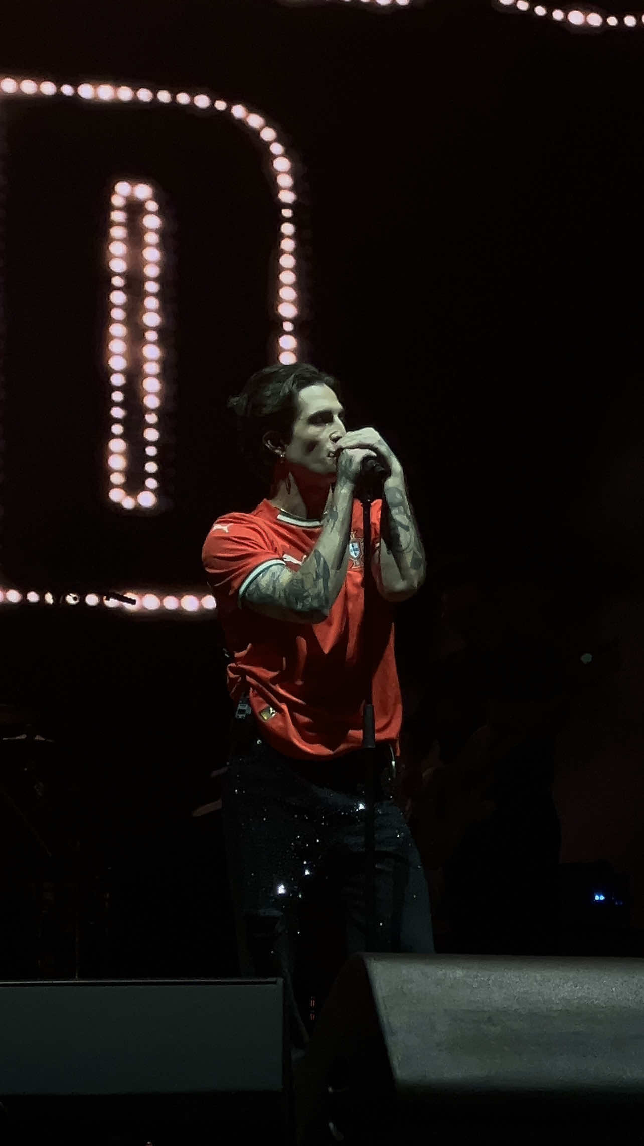 Damiano David performing Tangerine at Meo Kalorama 🎵🇵🇹 21.06.2025 #damianodavid #damiano #meokalorama2025 #meokalorama #kalorama #festival #portugal🇵🇹 