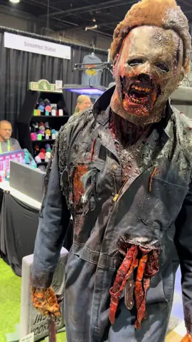 He still remembers… #halloween #michaelmyers #horrortok #horrormovie #halloweencostume #cosplay #foryoupage 
