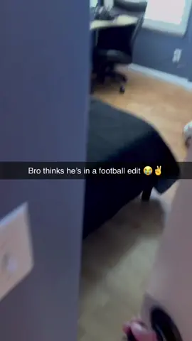 The green aura with flies 😭✌️#fyp #footballedit #Soccer #meme #cringe #funny #lol #xyzbca #viral #phonk #phonkmusic 