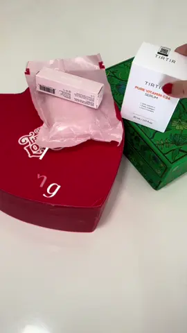 pr haul🩷 thank you all<3  @TIRTIR Inc. @Rare Beauty @Glossier @Origins Skincare @tataharperskincare #makeup #prhaul #contentcreator #skincare #foruyou #glossier #rarebeauty #tataharperskincare #tirtirbeauty #unboxingvideo #aesthetic #capcut 