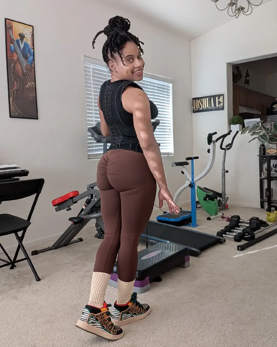 Some people work out just to get there… but I move because I am there. ✨ This part of the journey is about discipline, joy, and honoring how far I’ve come. I didn’t give up, even when it got hard—and that’s what makes it all so rewarding. I’m not just maintaining results, I’m maintaining me. #Heyimshic 💪🏽💖 #GLP1journey #TirzepatideResults #LipoCJourney #WeightLossMaintenance #FastingLifestyle #HighProteinLife #FitBlackQueen #BlackGirlsWorkoutToo #MindBodySpiritHealing #ConsistencyWins #WellnessIsWealth #StrongNotSkinny #ForYouPage #FYP #FitnessJourney #ViralFitness #Heyimshic