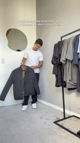 Existem diversas opções de peças de inverno na @Hering Oficial além das puffers. ID no video e cupom FELIPE15 para descontos no app ou site. #lookhering #modamasculina #TikTokFashion 