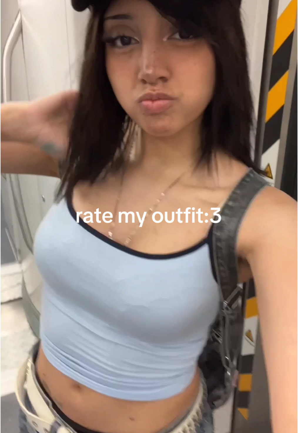 rate my outfit q opinas :3!? #mexican #fyp #humor #ratemyoutfit #fyp #fakesituation #autista #fypシ゚ #fyppppppppppppppppppppppp 