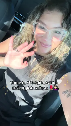 day w meeee!🤍 it was a slow day at the salonnn!  #foryoupage #foryou #parati #girls #cosmetology #beauty #hairstylist #salon 