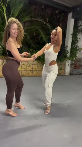 @cyriguela @Nathielly.WB 😍💃🔥 . . . #grecyashoweojapa #washingtonbrasileiro #piseiro #piseirotiktok #explo #virais #dançarinas #piaui #brasil #viraisdotiktok 
