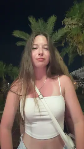 @𝒦 🌴