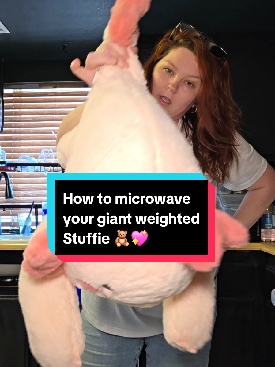 Replying to @sammvarnado1how to microwave or freeze the giant 4lb weighted plushie to your desired temperature 💖💖 this one is the huge axlotl!! it's so soft, perfect weight and size! @Uoozii #weightedplush #weightedplushie #microwavableplushies #weightedstuffie #microwavablestuffie #giantstuffedanimal #giantstuffie #giantplush #kidsgifts #giftsforkids #comfortitems #kidscomfortitems 