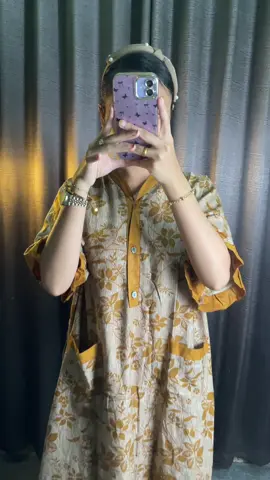 Seragam dinas emak di rumah nih 😆 yakan yang udah pling enak pol di pake, motif kekinian 😋 #daster #dasterkekinian #dastermurah 