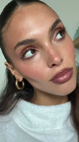 brown eyes 🤝 brown mascara