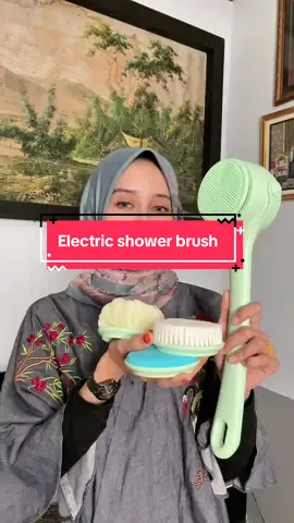 Elektrik shower brush dari @IceBiu Official Store yang bikin mandi jadi lebih gampang nih beb! Dilengkapi dengan 4 kepala sikat berbagai fungsi, memudahkan kita untuk menjangkau bagian yang sulit. @icebiu_indo @icebiu_home  #icebiu #electricshower #electricshowerbrush #showerbrush #alatmandi #sikatmandi #sikatpunggung #bodybrush #peralatanmandi #scrubmandi #bodycare #bodycareproducts #paydaysale #wibgajian #guncang77 #satukontentiaphari 