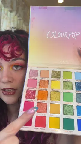 If summer were an eyeshadow look…🧡🌺 @ColourPop Cosmetics #colourpopcosmetics #rainboweyeshadow #pinkmakeup #summermakeuplook #makeupinspiration #tiktokshopbeauty 