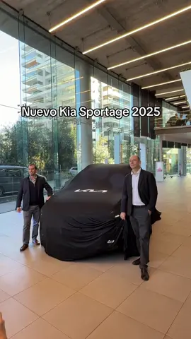 Hoy se estrenó la actualización del Kia Sportage, que se actualiza en su quinta generación, sumando equipamiento y un acabado X-Line más aventurero  #kia #KiaSportage #Sportage #SportageXline #KiaSportageXLine #rutamotor #LifeIsGood 