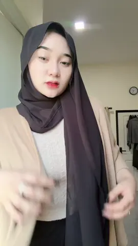 Pagi sayangku, nanti aku live di @sintaqollbyreall2 #sintaqollby #fyppppppppppppppppppppppp 