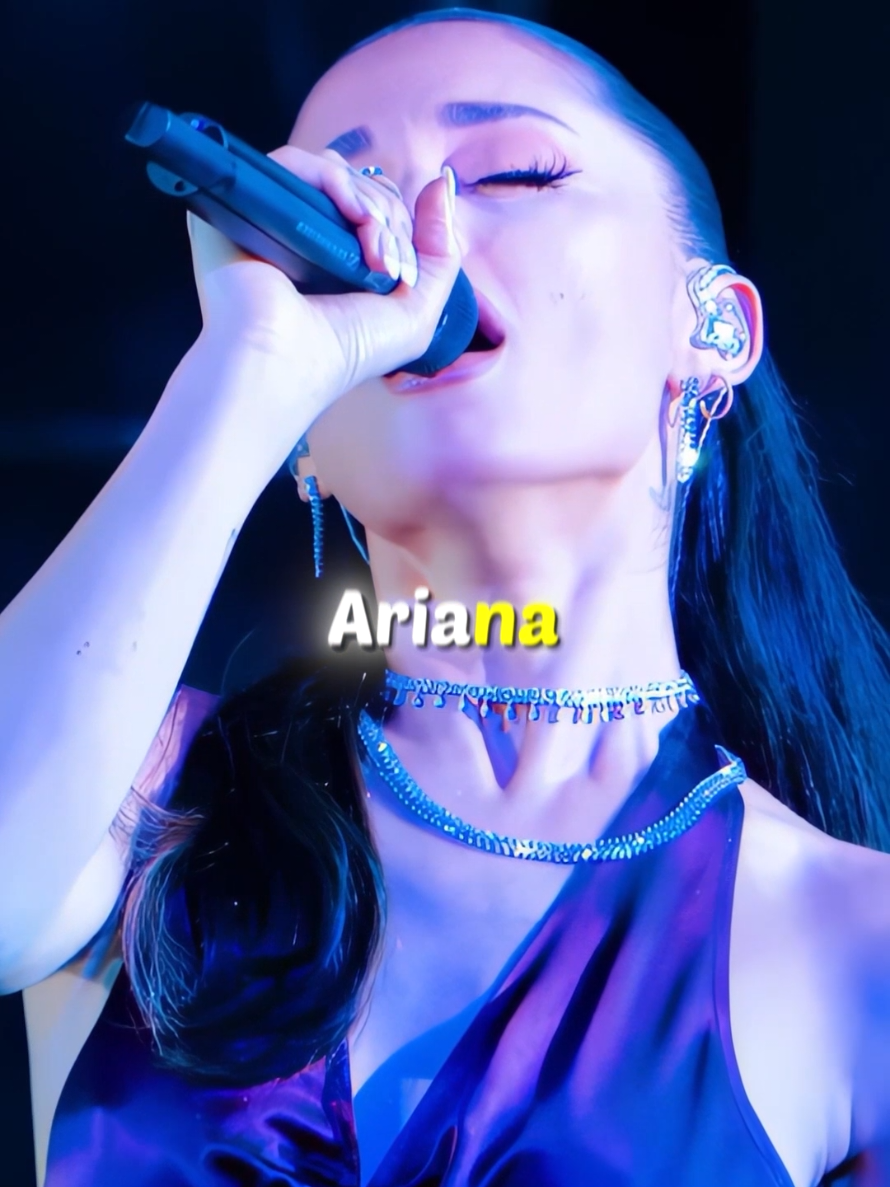 Ariana Grande FORGOT she was HUMAN.. 🤯🔥 @arianagrande #arianagrande #edit #pop #liveperformance #concert 
