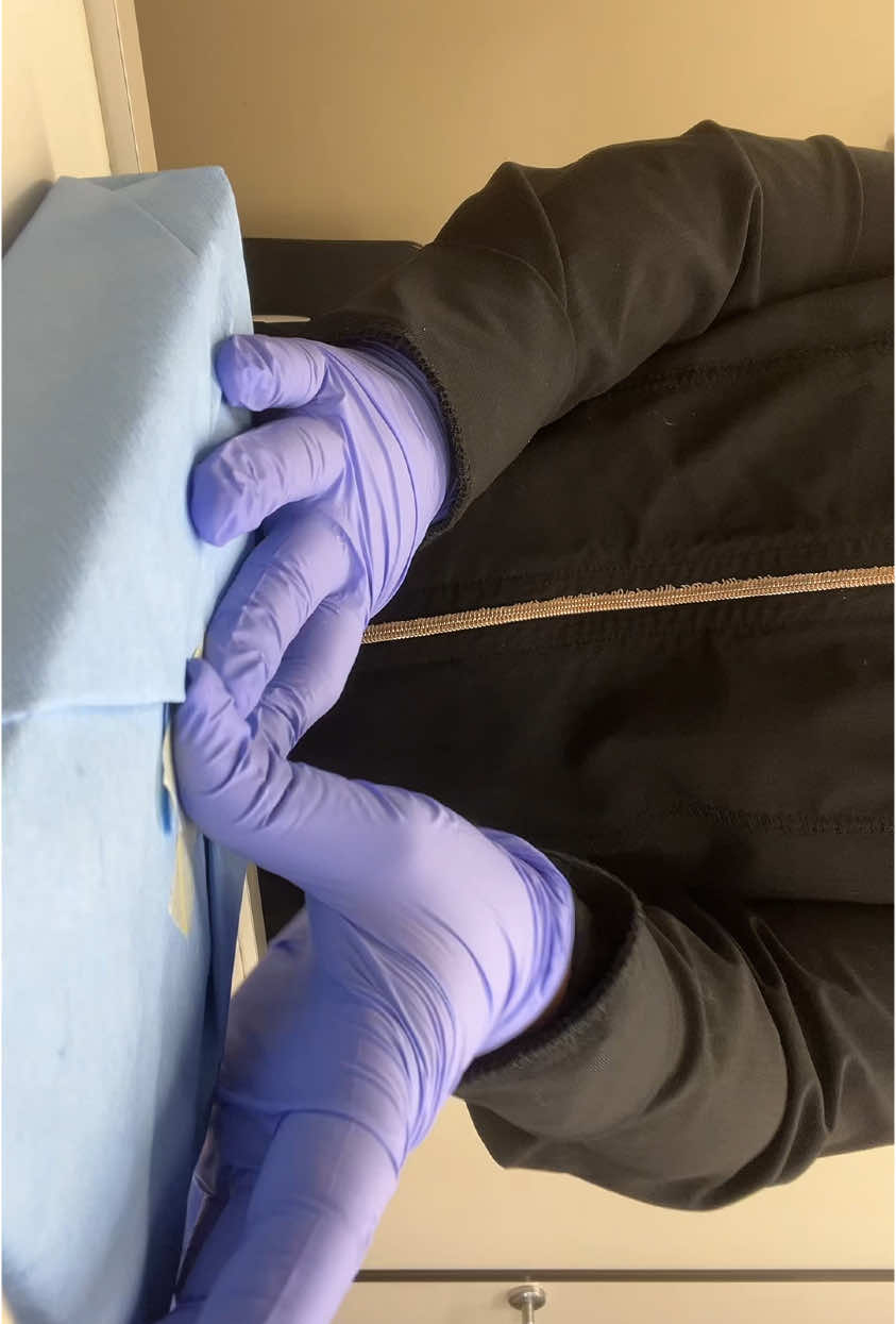 Come with me to wrap some hygiene cassettes 😊🦷💙 #RDA #hygienecassettes #dental #sterilization #asmr #fyppppppppppppppppppppppp #fyp #foryoupage 