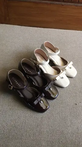 #heelswanita #heelscantik #elegant #rekomendasi #aesthetic #flatshoes #aestheticvibes #semuabisaditiktok #ootdfashion 