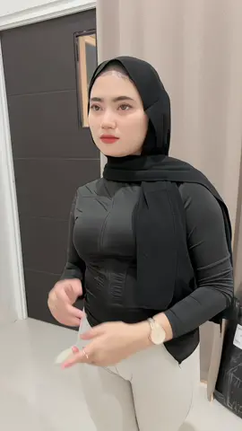 tiba2 ada semut gigit selengki 😭🙏🏻