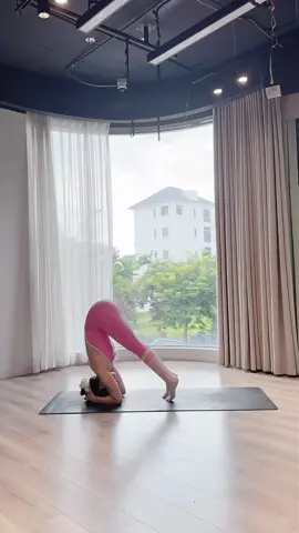 “Mỗi nhịp thở là một lần chữa lành, mỗi động tác là một bước trở về.”🧘‍♀️✨🎀! #giangjoile #giangyoga #yoga #yogaflow #yogapose #yogagirl 